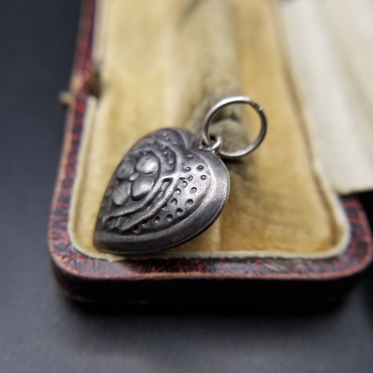 ホースシュー 小花 ぷっくり ヴィンテージ パフィーハート 925 シルバー チャーム ペンダントヘッド 銀 レトロ Y 25-E