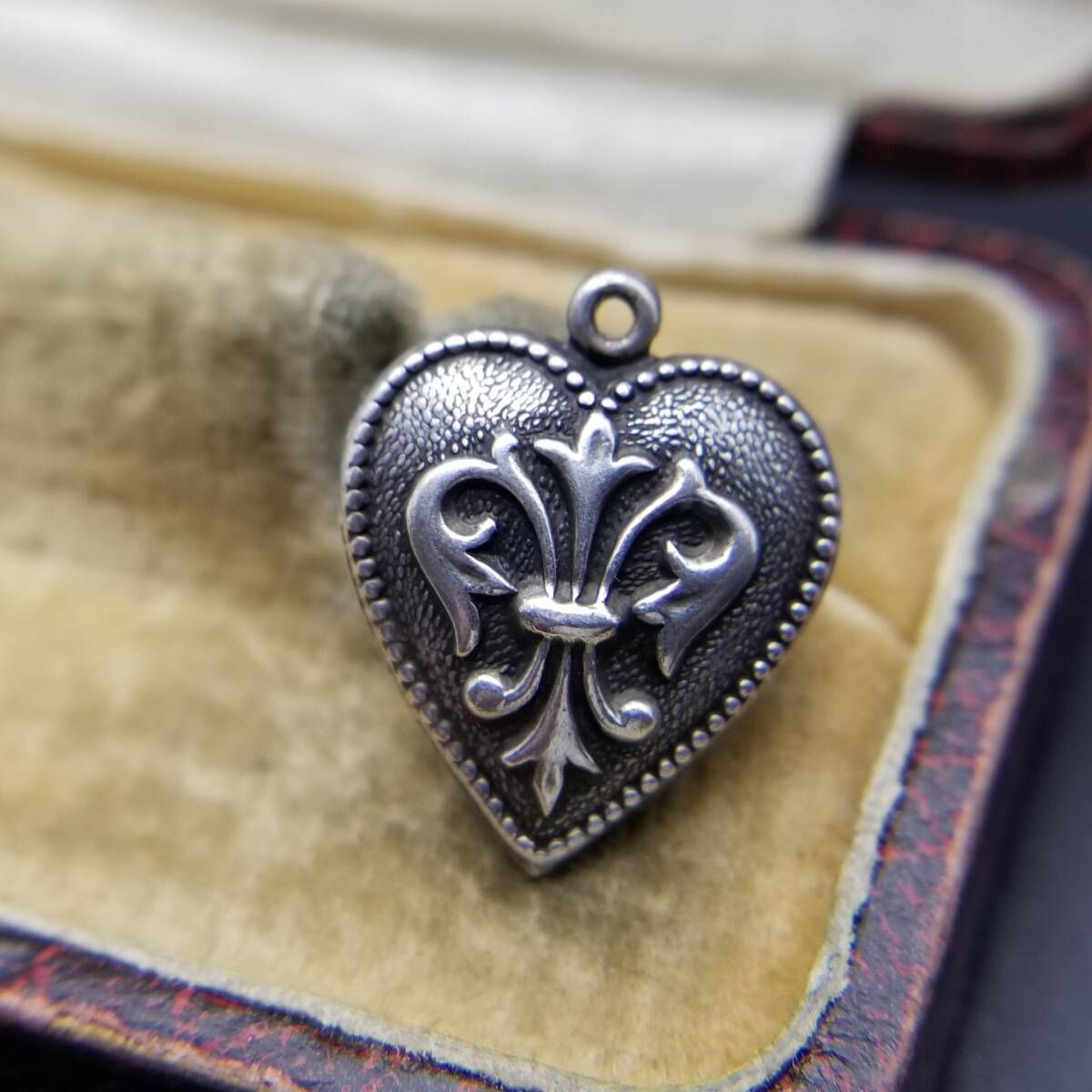 WWII期 ヴィンテージ スウィートハートジュエリー フルールドリス チャーム 925 シルバー ペンダントヘッド 銀 レトロ Y 25-E