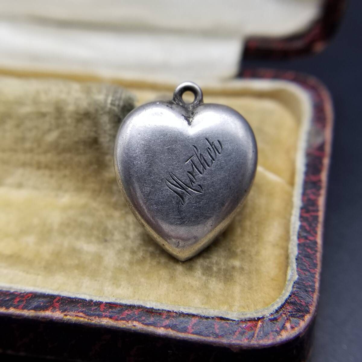 WWII期 ヴィンテージ スウィートハートジュエリー シンプル ハート チャーム 925 シルバー ペンダントヘッド 銀 彫金 Mother Y25-E