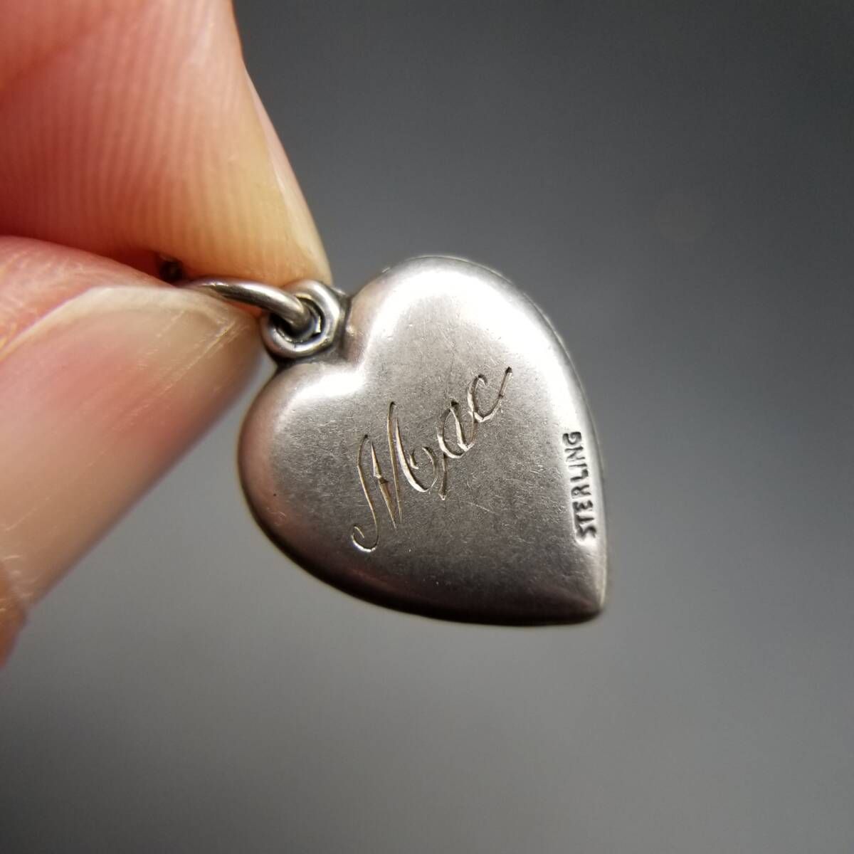 WWII期 ヴィンテージ スウィートハートジュエリー クラシカル チャーム