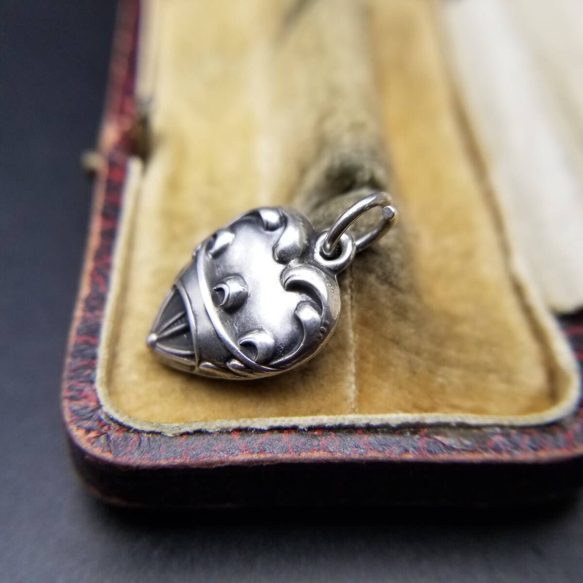 WWII期 ヴィンテージ スウィートハートジュエリー Prop & Wings 40s