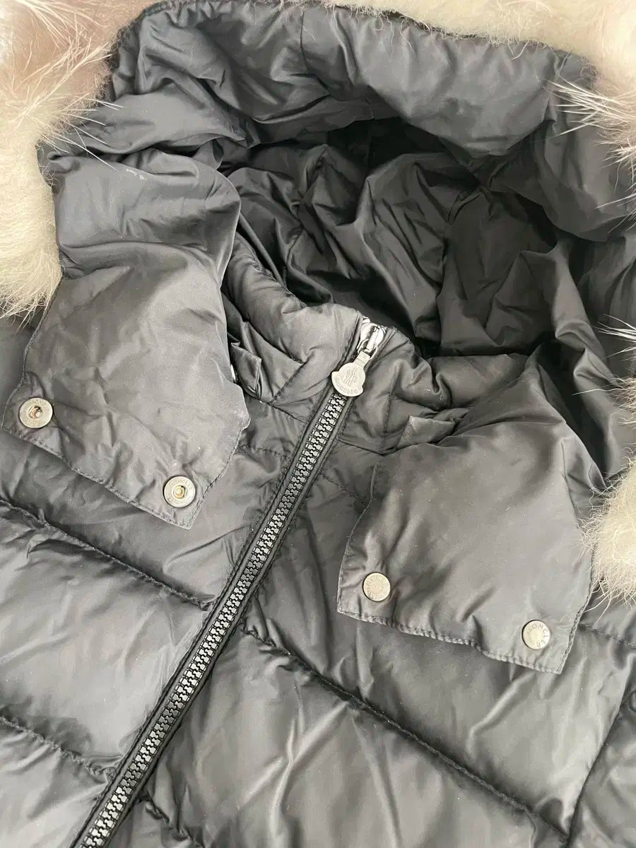 ダウン ブラック