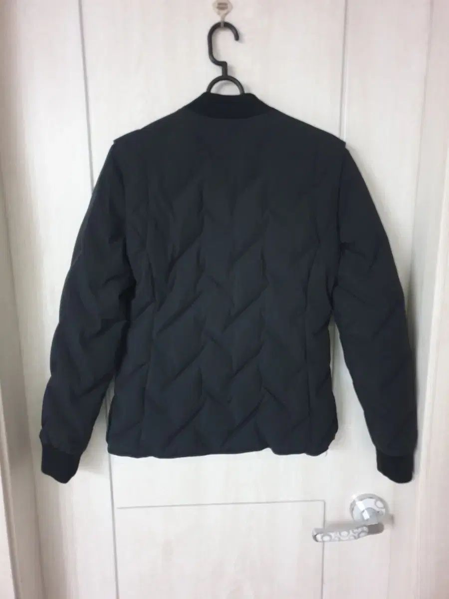 グースダウン ダウンジャケット