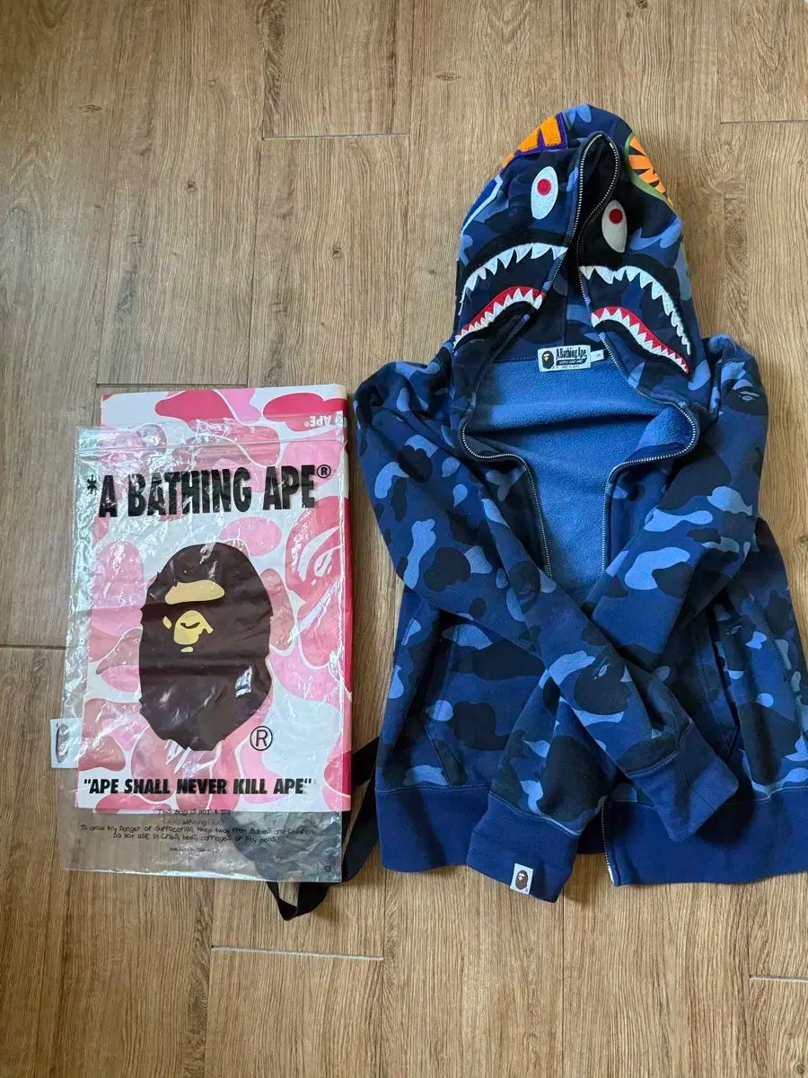 アベイシングエイプ WHO ジップアップ デニム S