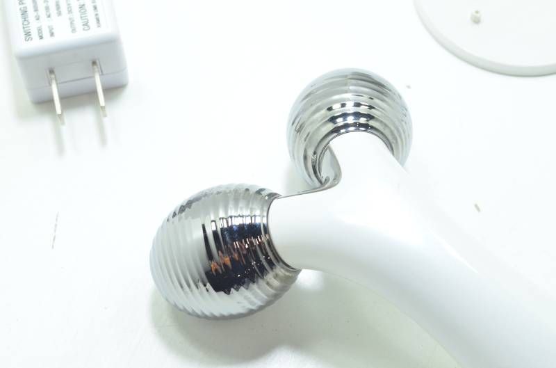 送料無料】ヤーマン YA-MAN EP-15W WAVY 美容ローラー 美容家電 日本製