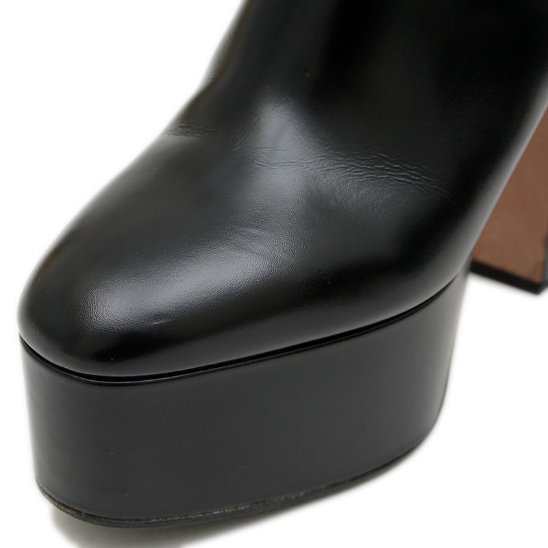 ショートブーツ