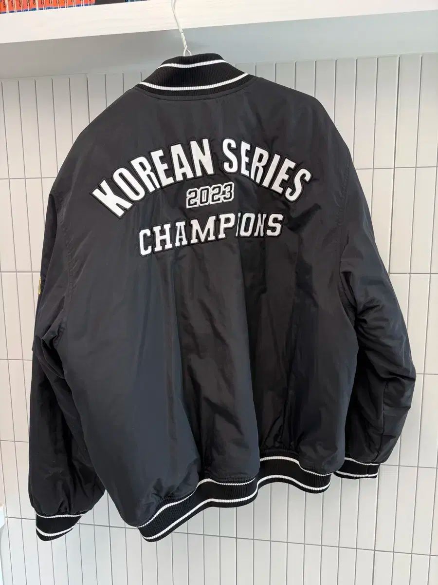 BDNS x LGツインズ 2025 チャンピオン アウター ブラック