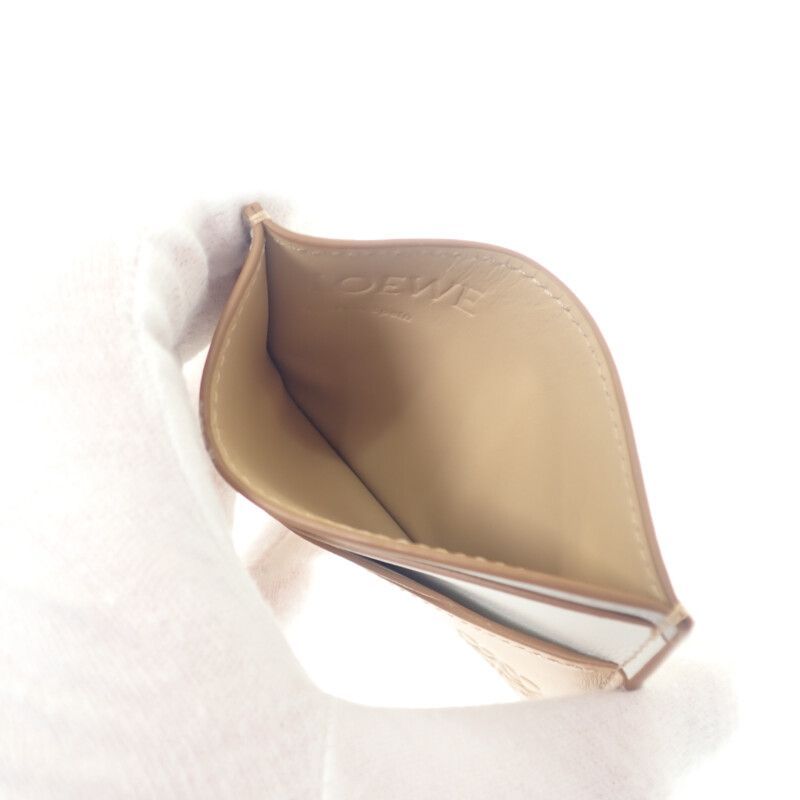 ベージュ レディース