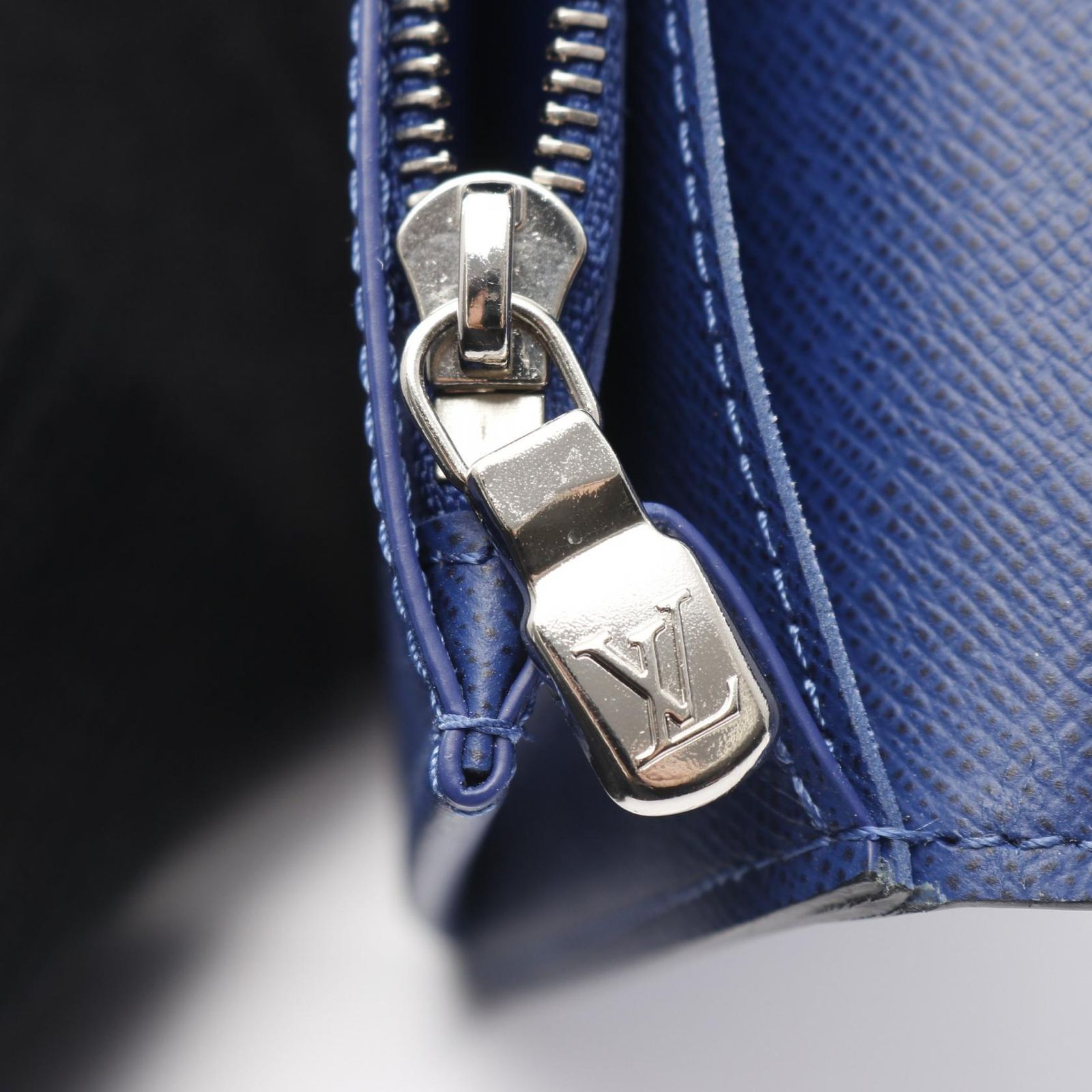 ルイ・ヴィトン LOUIS VUITTON 二つ折り長財布 ポルトフォイユ ブラザ