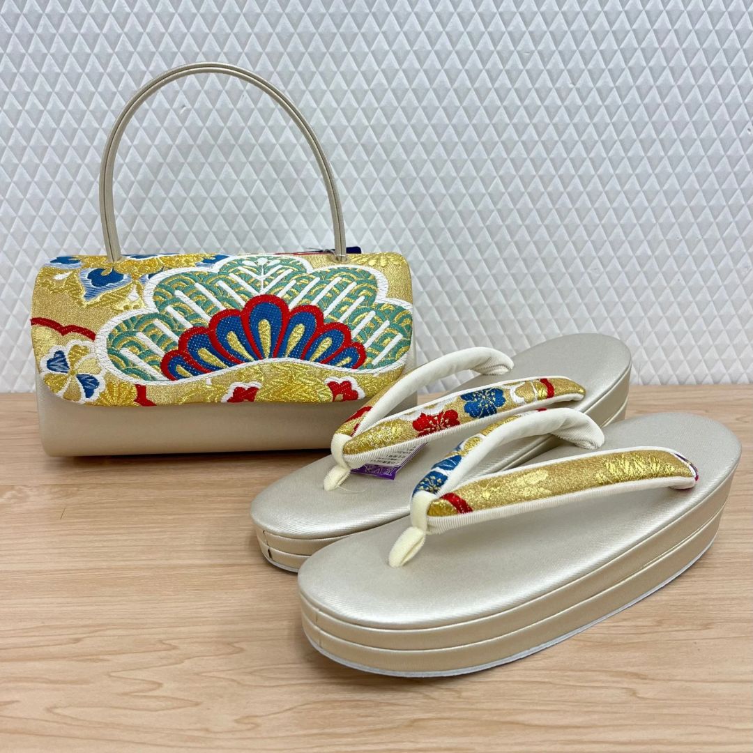 草履バッグ 彩小径 帯地 ゴールド 松 フリーサイズ zb-007