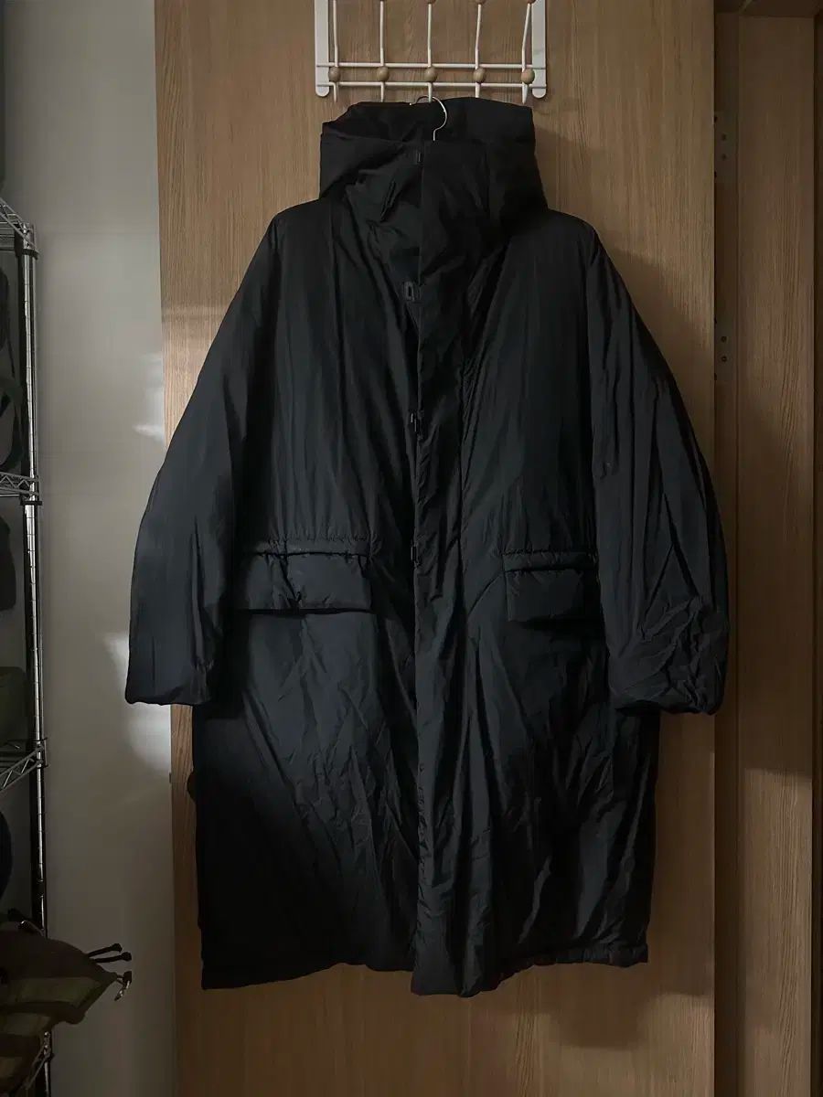 シアトゥーラ SOUVENIR HUNTER EVAPOD 4サイズ ダウンジャケット