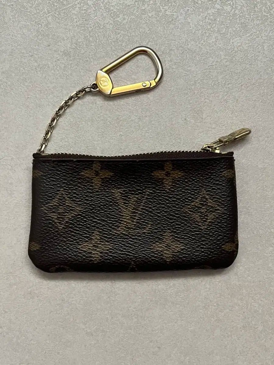 ルイヴィトン モノグラム キーポーチ