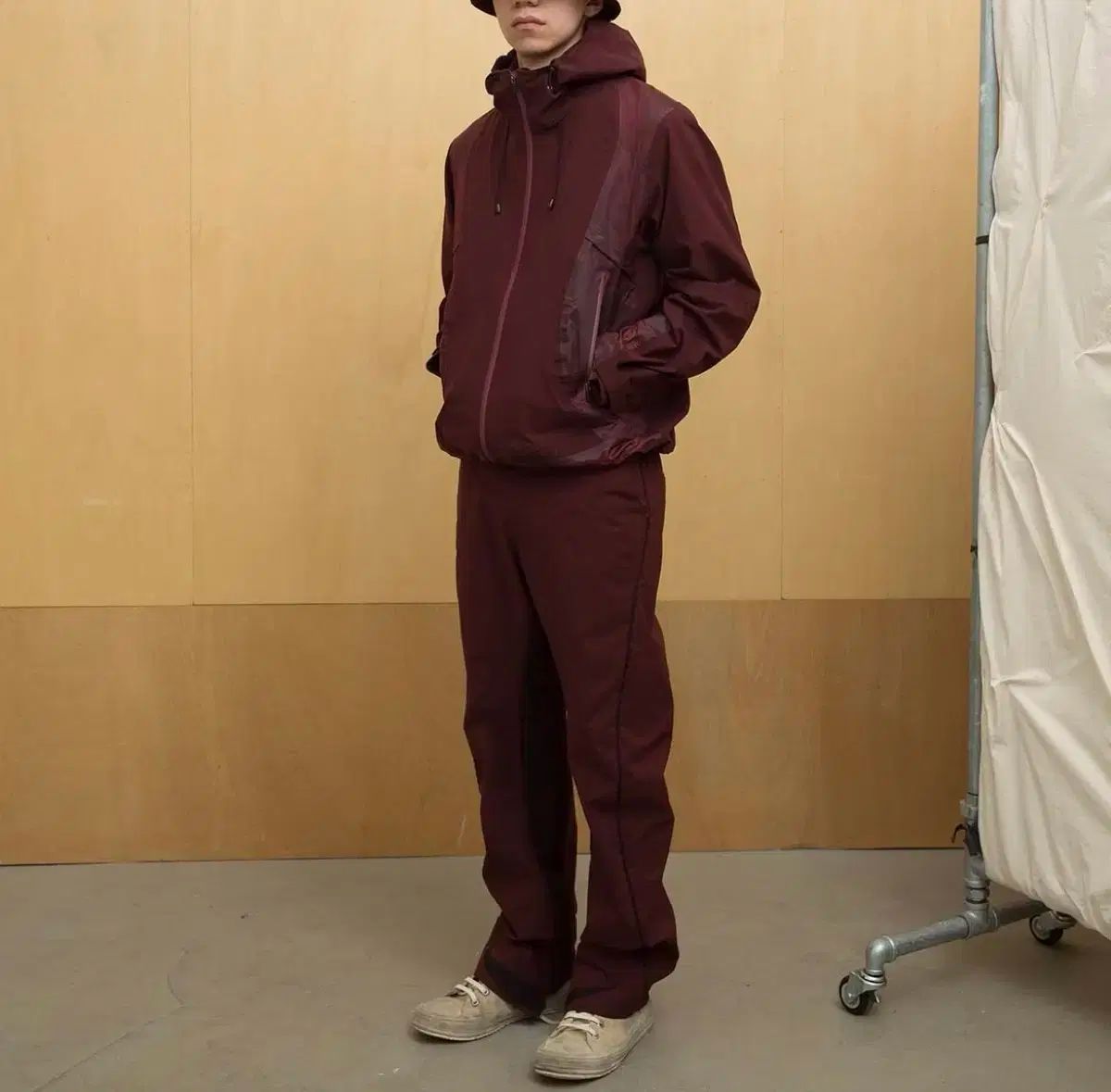 XLIM EP 2 ウィンドブレーカー 3サイズ