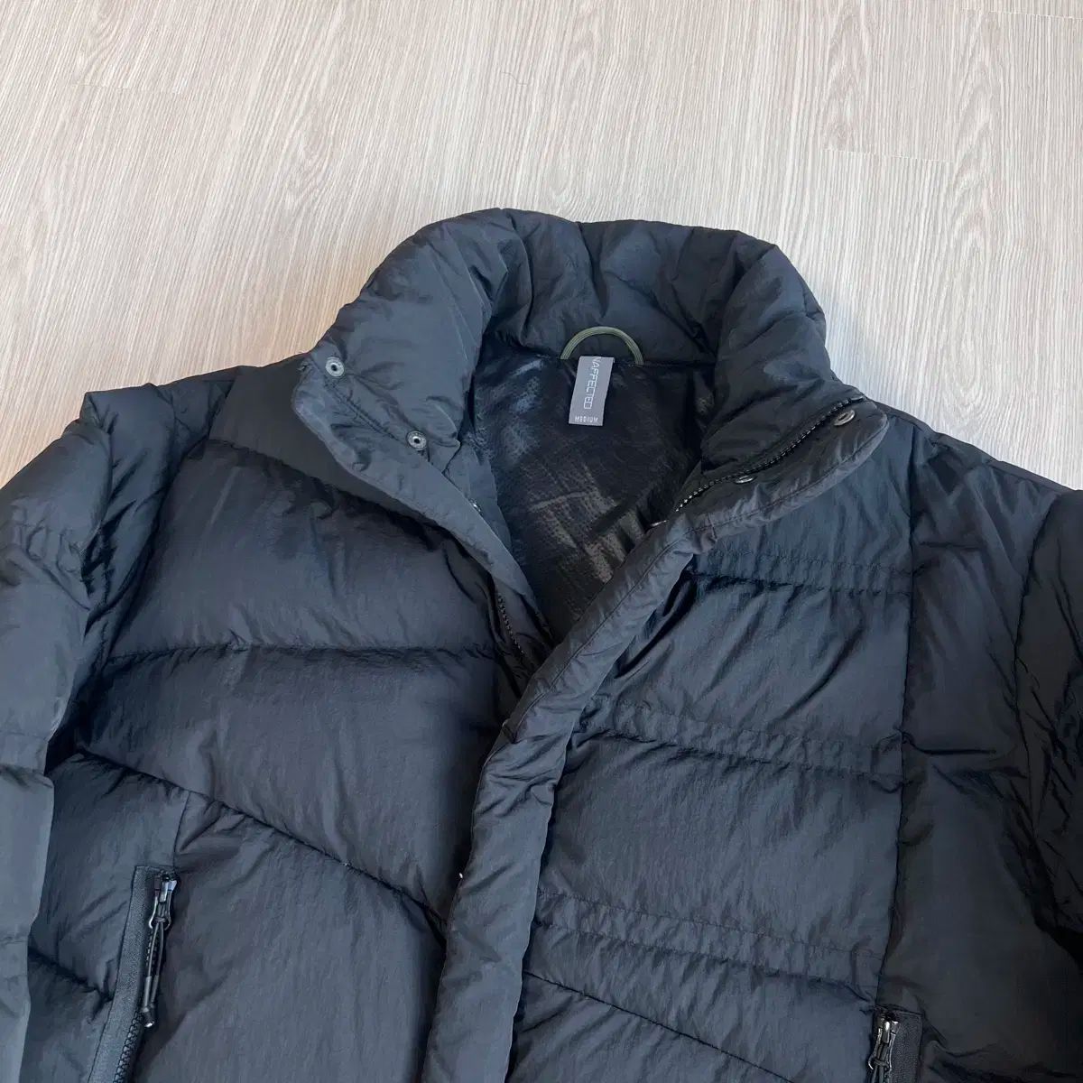 UNAFFECTED ダウン