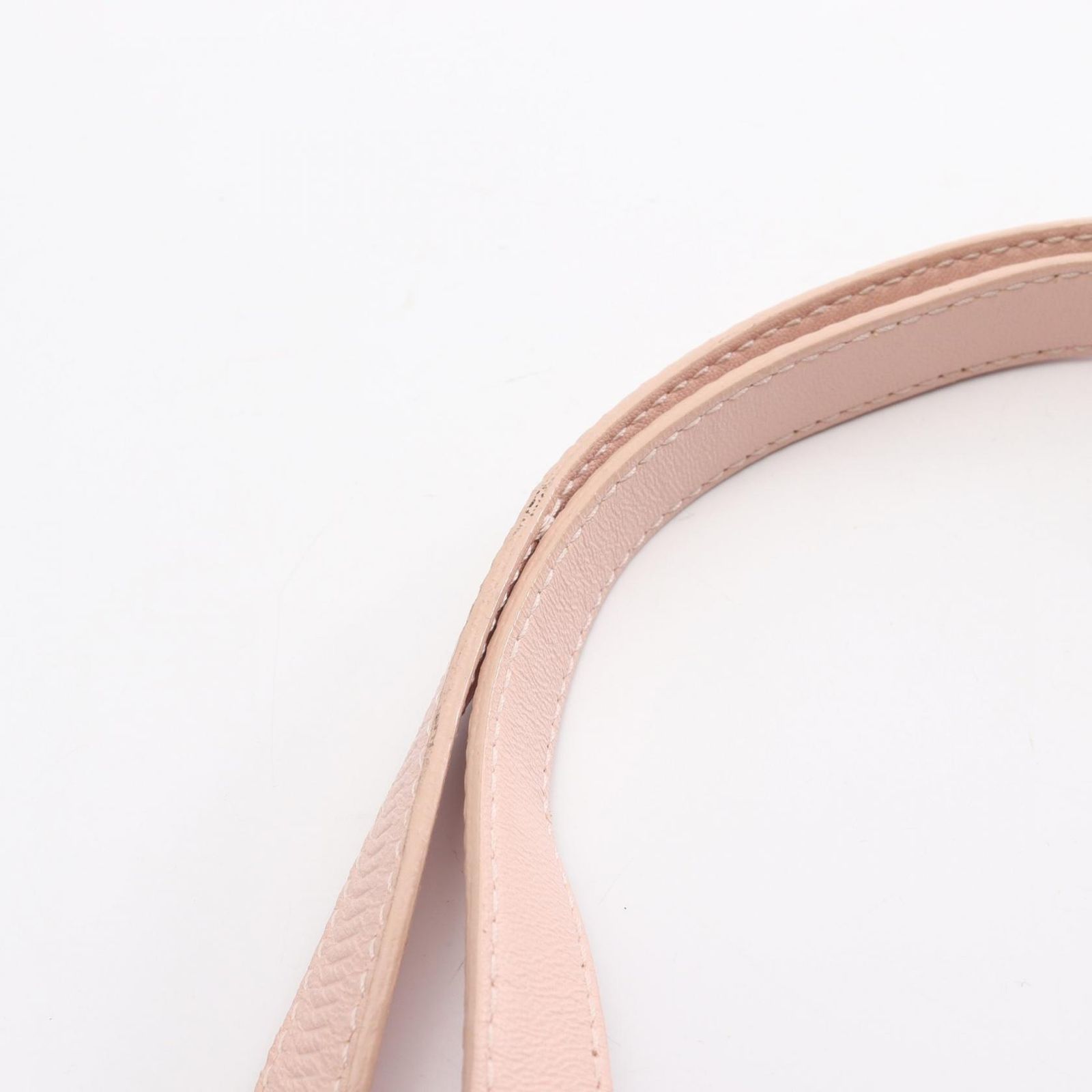 レザー イントレッチオ