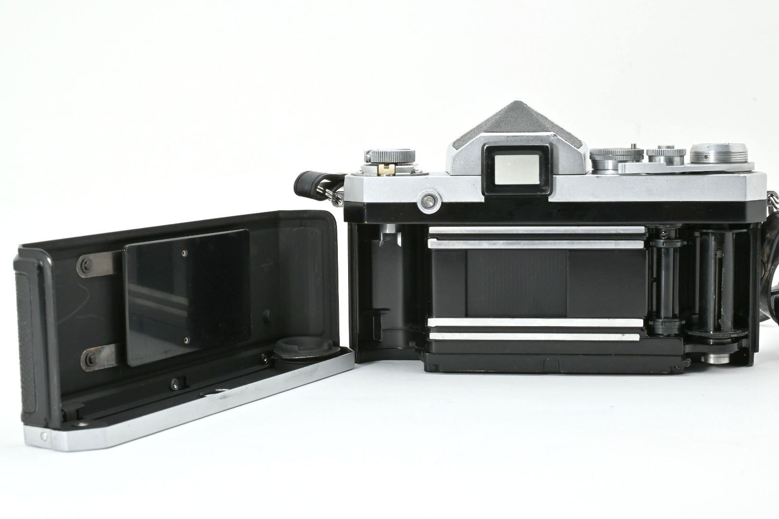 ニコン　NIPPON KOGAKU TOKYO フイルムカメラ F レンズ付 希少＊ Nikon F アイレベル 初期型 NIPPON KOGAKU TOKYO ロゴ