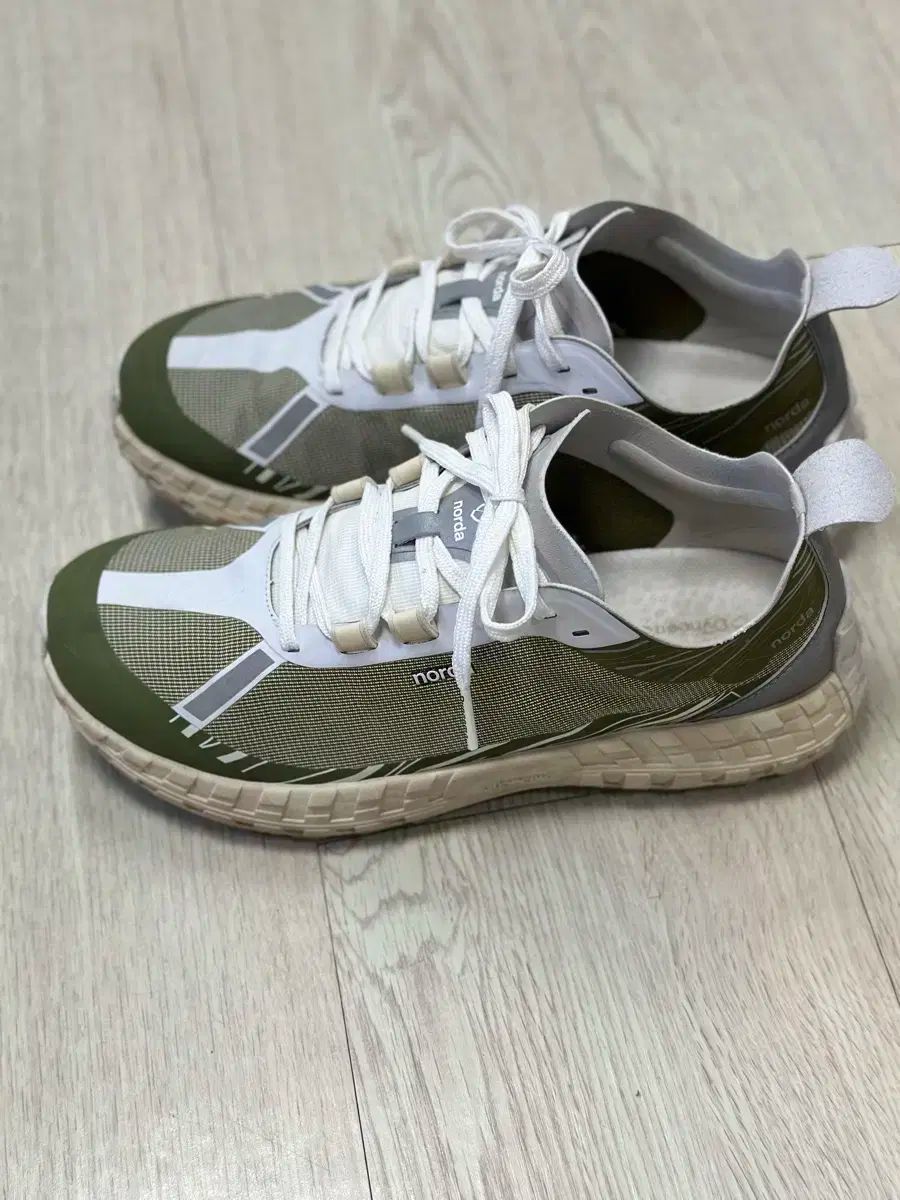 Norda 001 Glitch 275