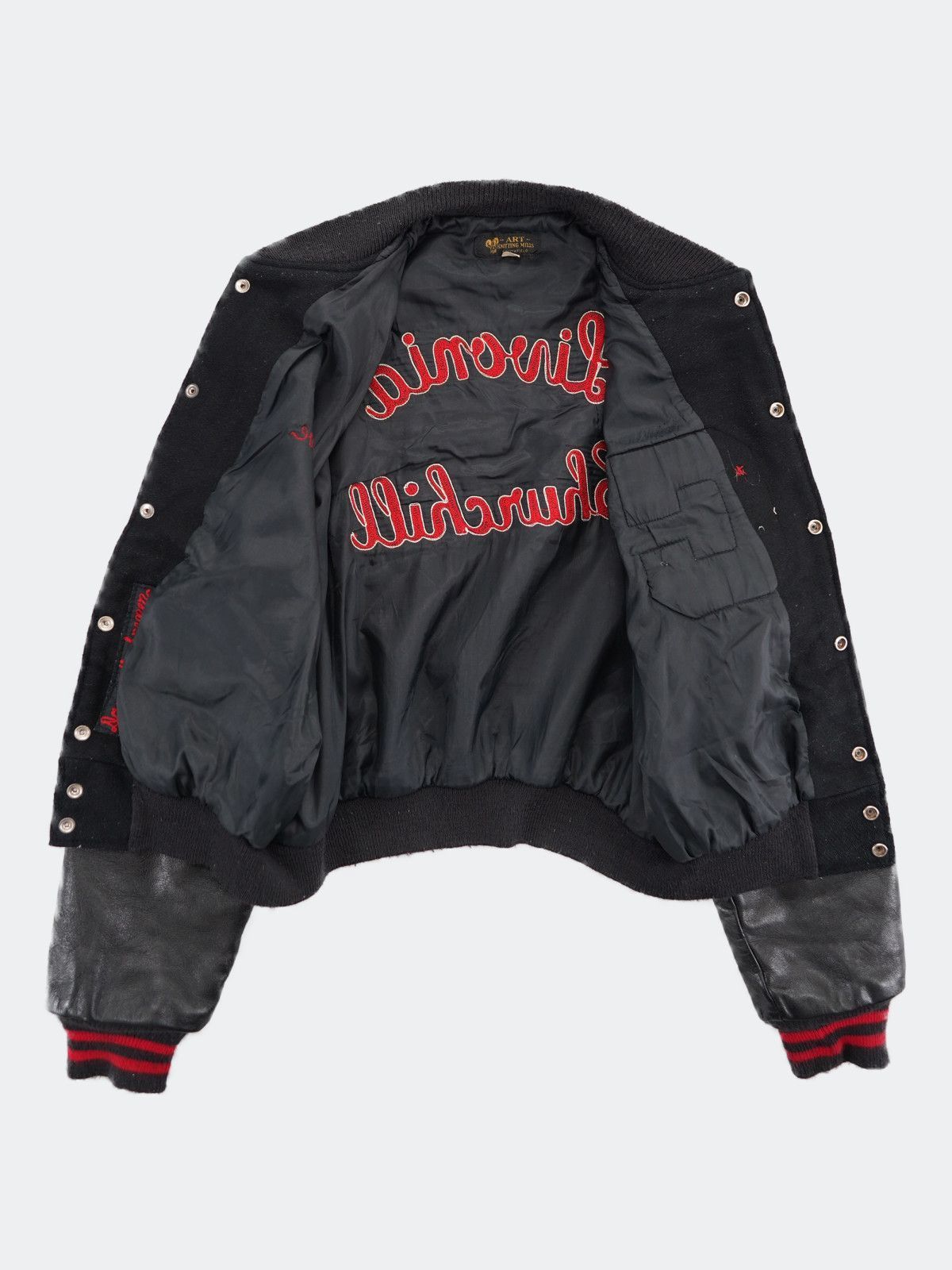 【ヴィンテージ】STYLE EYES 牛革　 スタジャン　セミデコ　40 ヴィンテージ】STYLE EYES 牛革 スタジャン セミデコ 40 whitesville