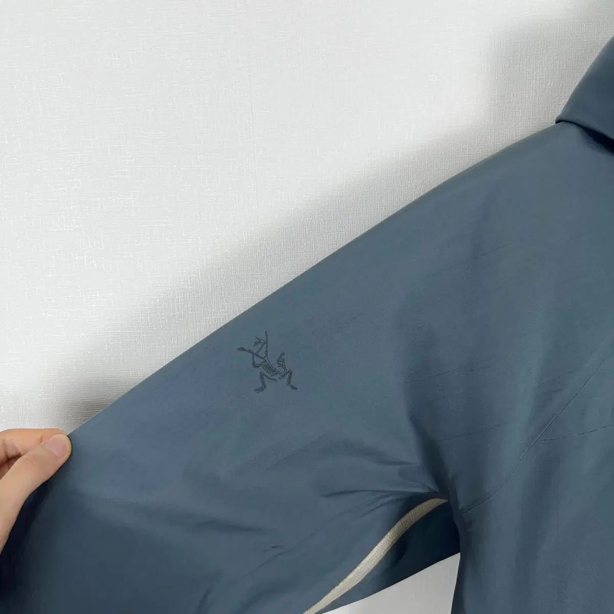 ARC'TERYX ゴアテックス ウィンドブレーカー　メンズM ARC'TERYX アークテリクス/ウィンドブレーカー ジャケット アウター