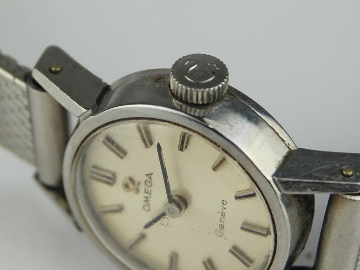 かっこいい C OMEGAオメガ レディース時計 手巻き