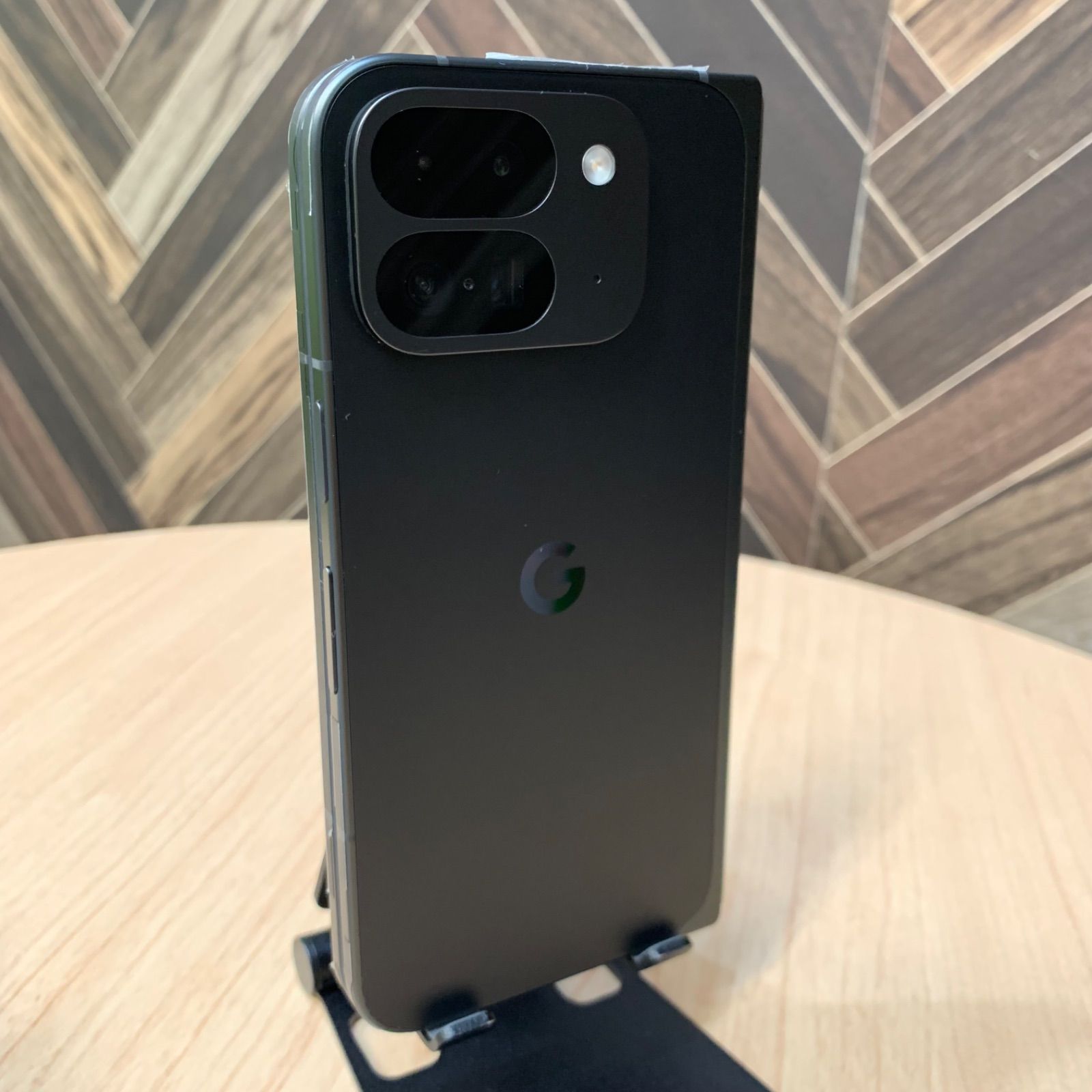 美品】Google pixel 9 Pro Fold 256GB 本体 - メルカリ
