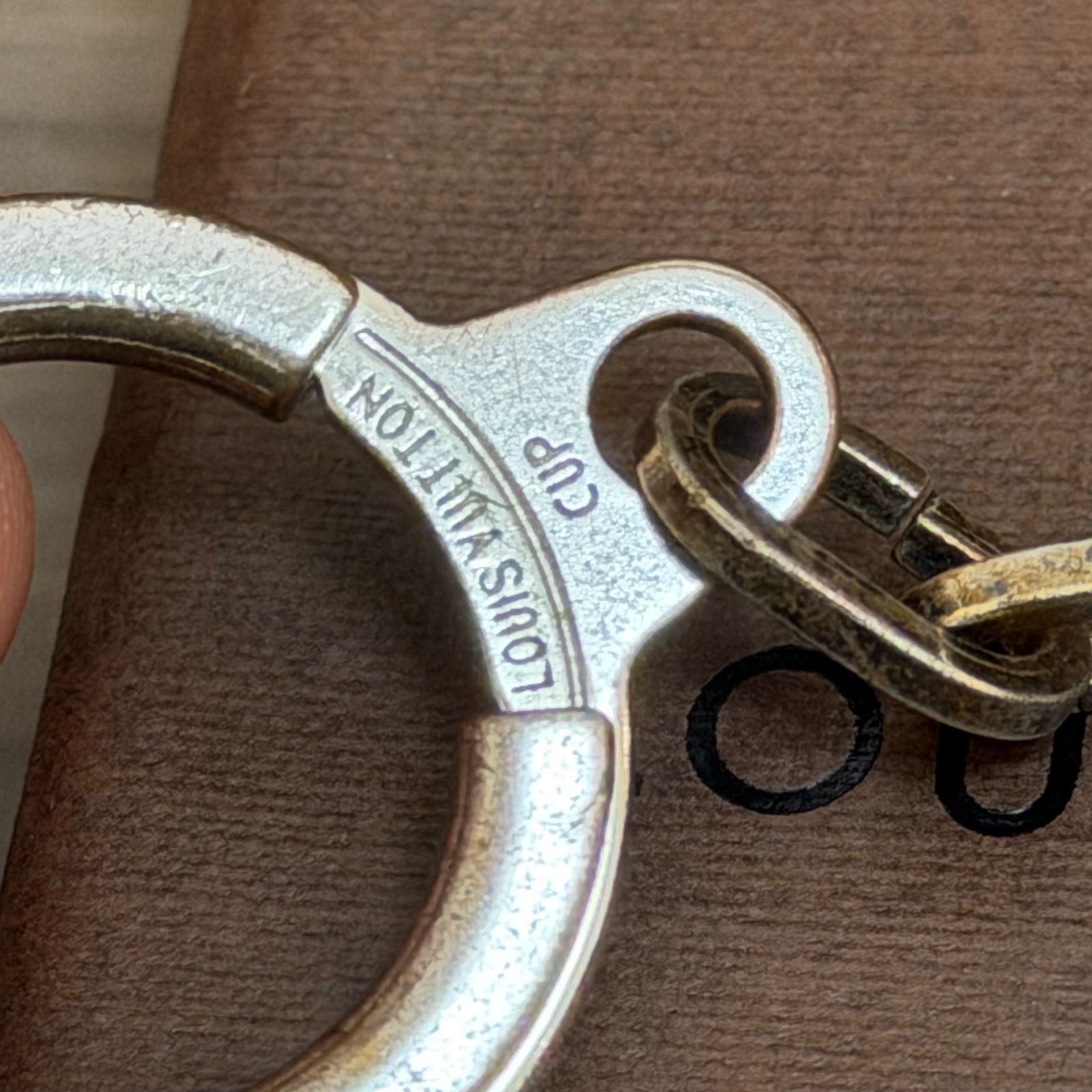 ☆ルイヴィトン キーリング ヴィトンカップ 2003年限定 キウイモチーフ