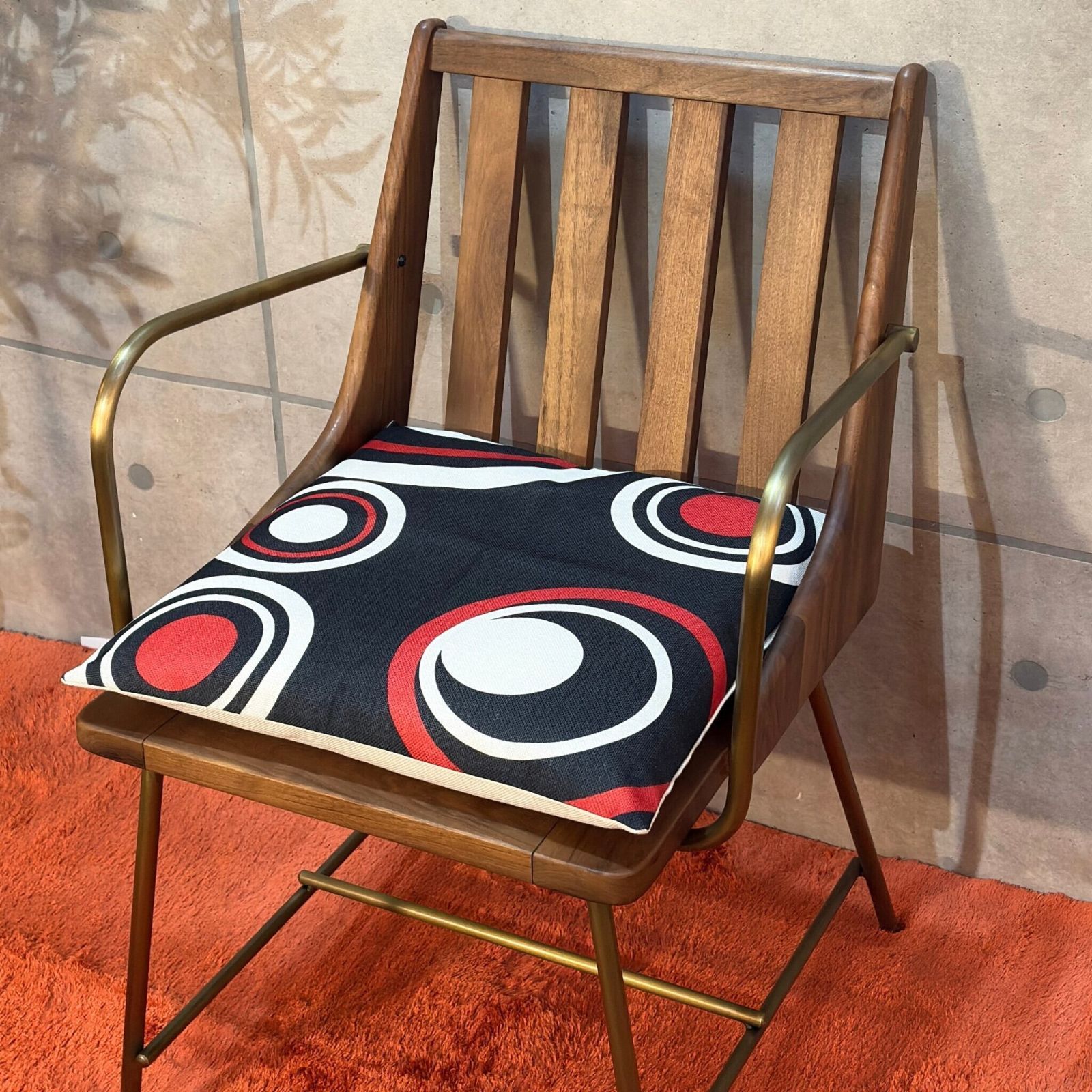 新品】ラウンジチェア 真鍮仕上げフレーム ウォルナット無垢材