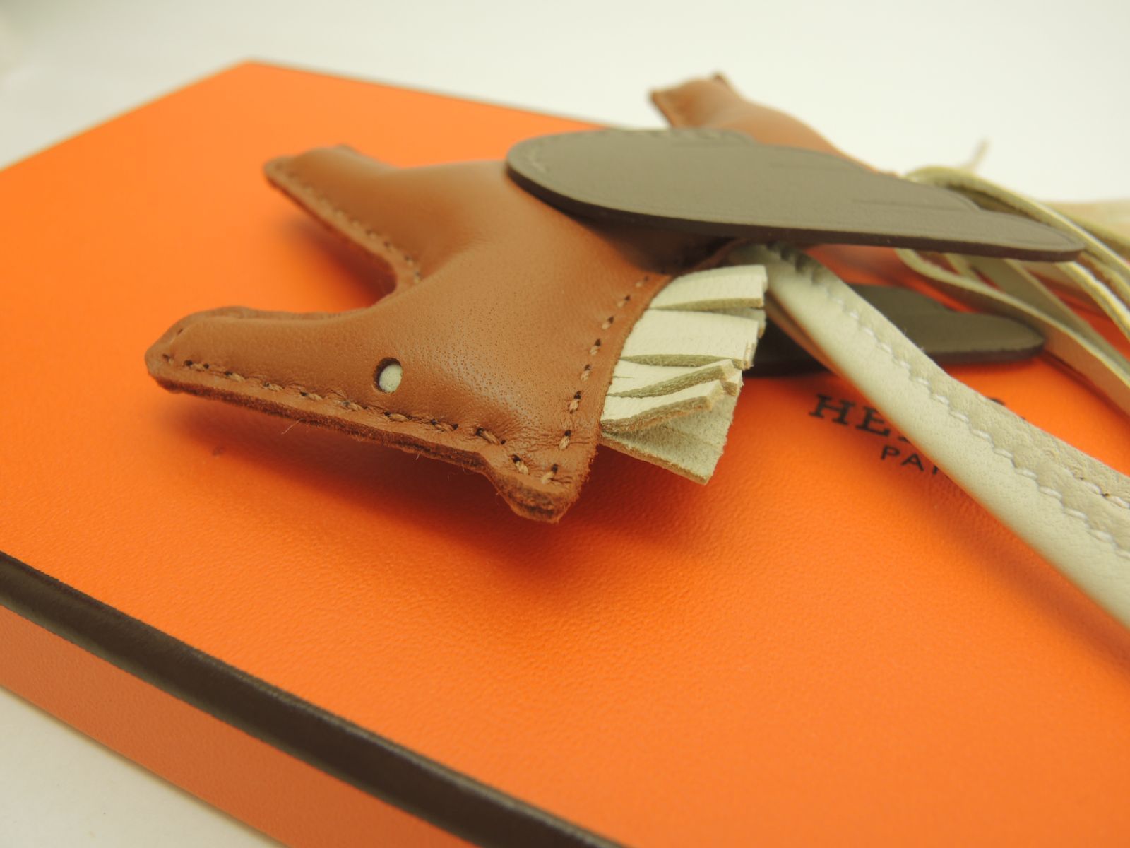 バッグチャーム W