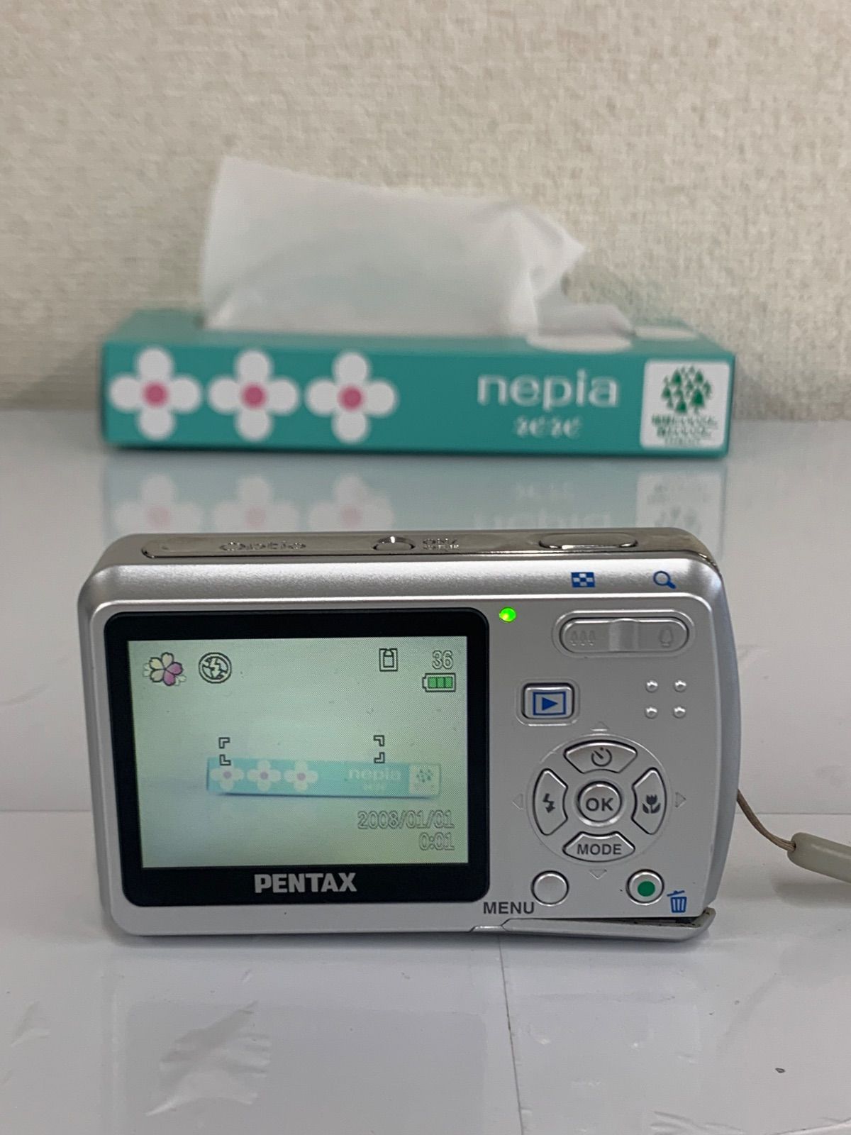 %3 通電動作 済み Pentax Optio E50 単三電池式 コンパクトデジタルカメラ 電池入れるとカバーが閉まらないが動く カメラ 1