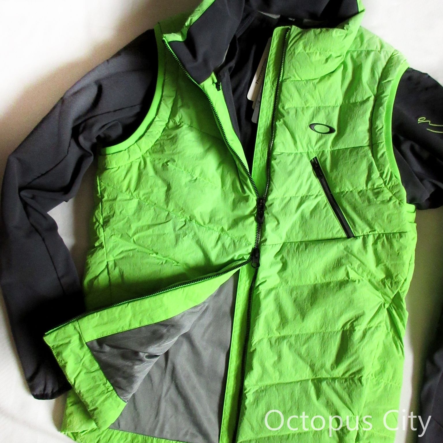 メンズ M 未使用 OAKLEY オークリー ゴルフ スカル 2way ダウン