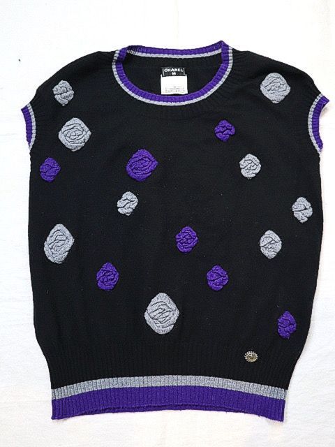 08Aボンボンカメリア付カシミア混ニット