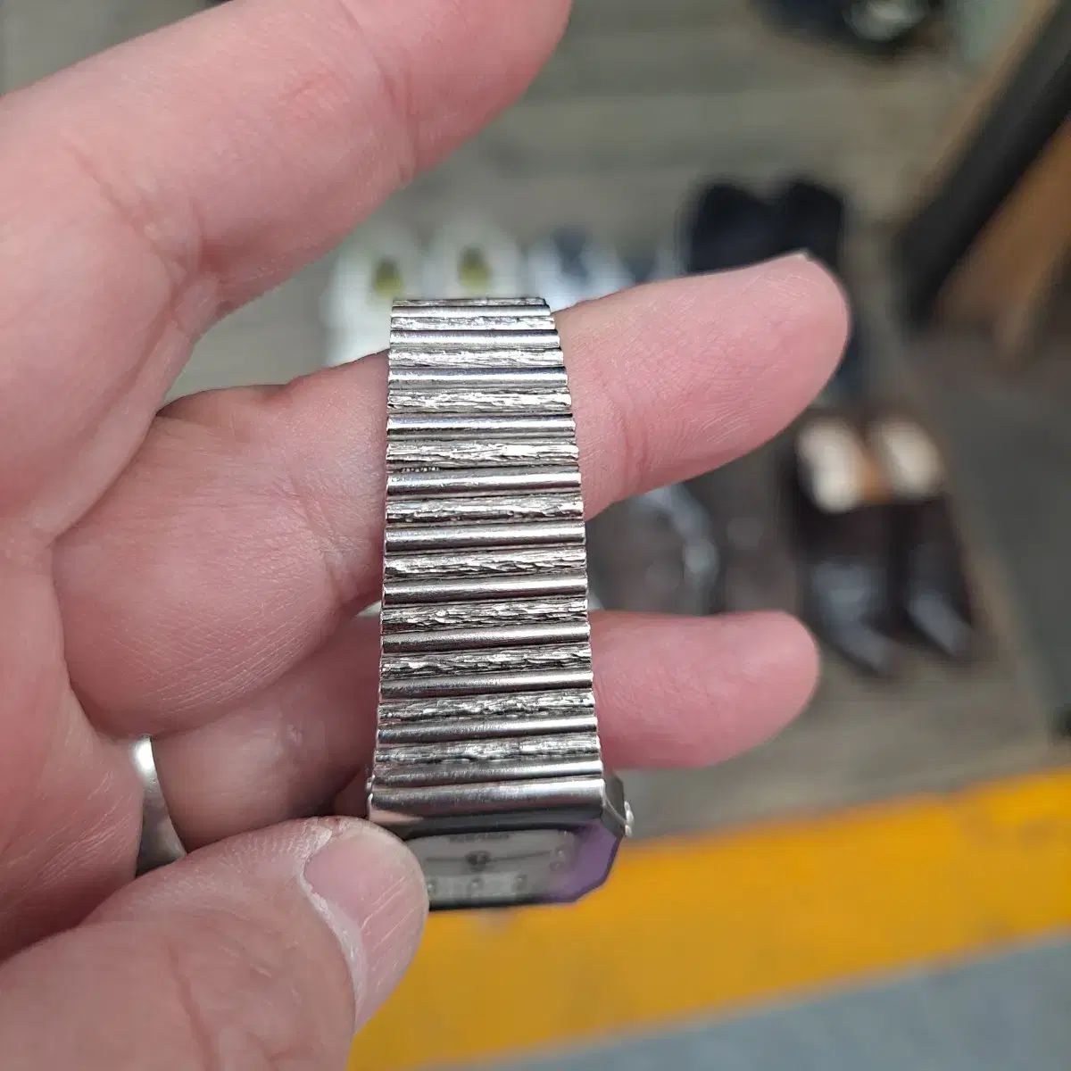 トゥー リー レディース 刺繍 数 時計