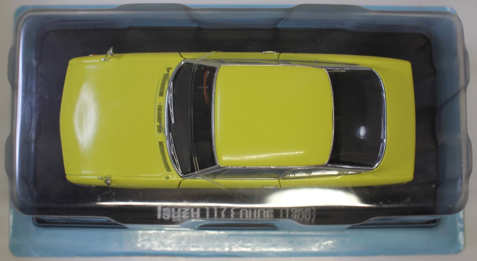 USED 未開封 1/43 国産名車コレクション いすゞ 117クーペ 1968