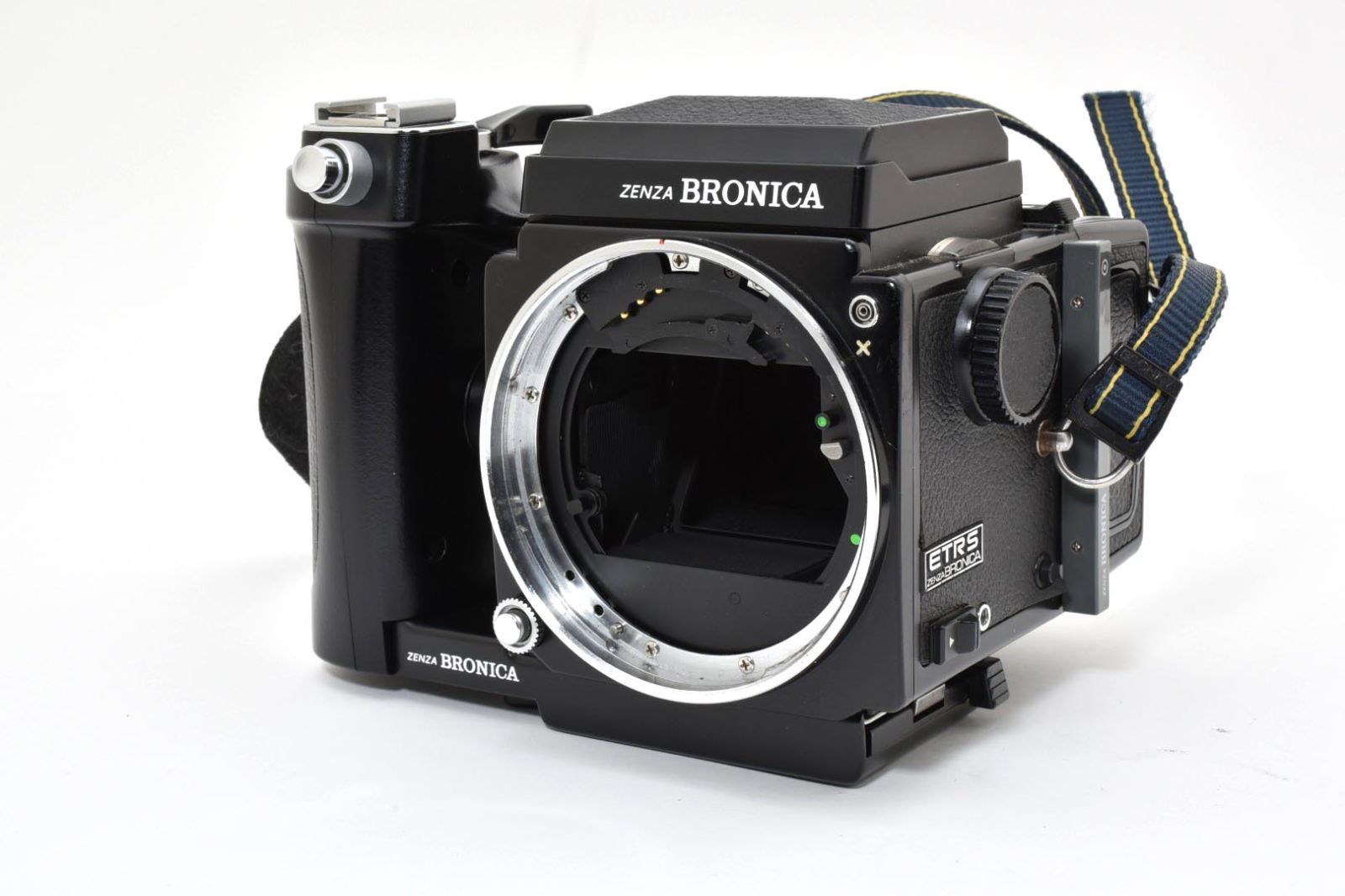 Zenza Bronica ETR-S ボディ ウエストレベルファインダー グリップ付 645中判 動作良好 ブロニカ ETRS フィルムカメラ ストラップ付