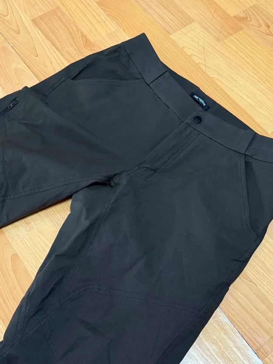 ARC TERYX アークテリクス クロニン コットン パンツ キャロップ Carob 32 ショート