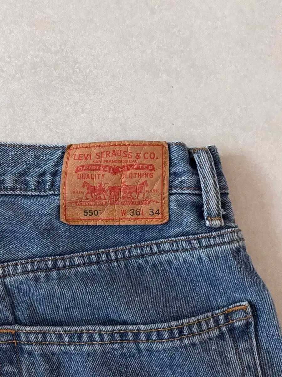 90sムードそのままリーバイス