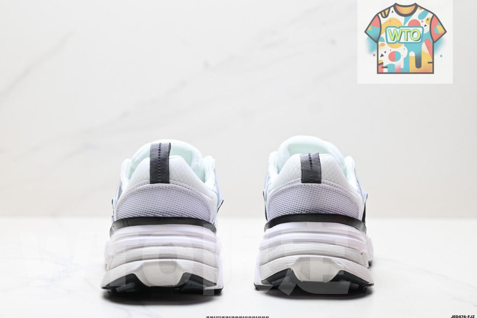 スポーツ シューズ