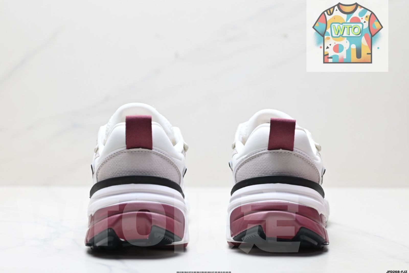 ランニングシューズ