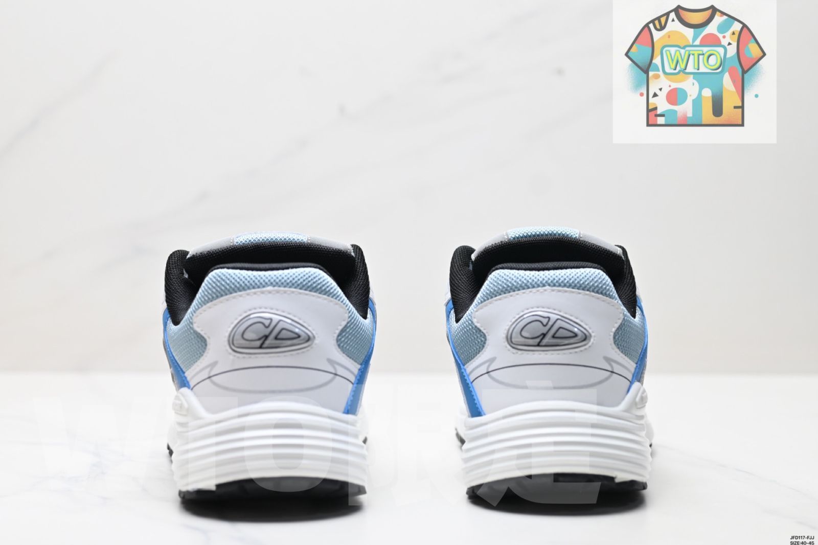 メッシュ生地厚底レース付きレジャーロートップスニーカー