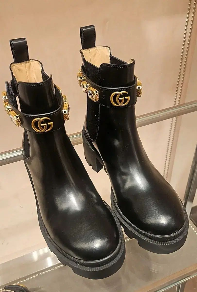 グッチ チェルシー アンクルブーツ