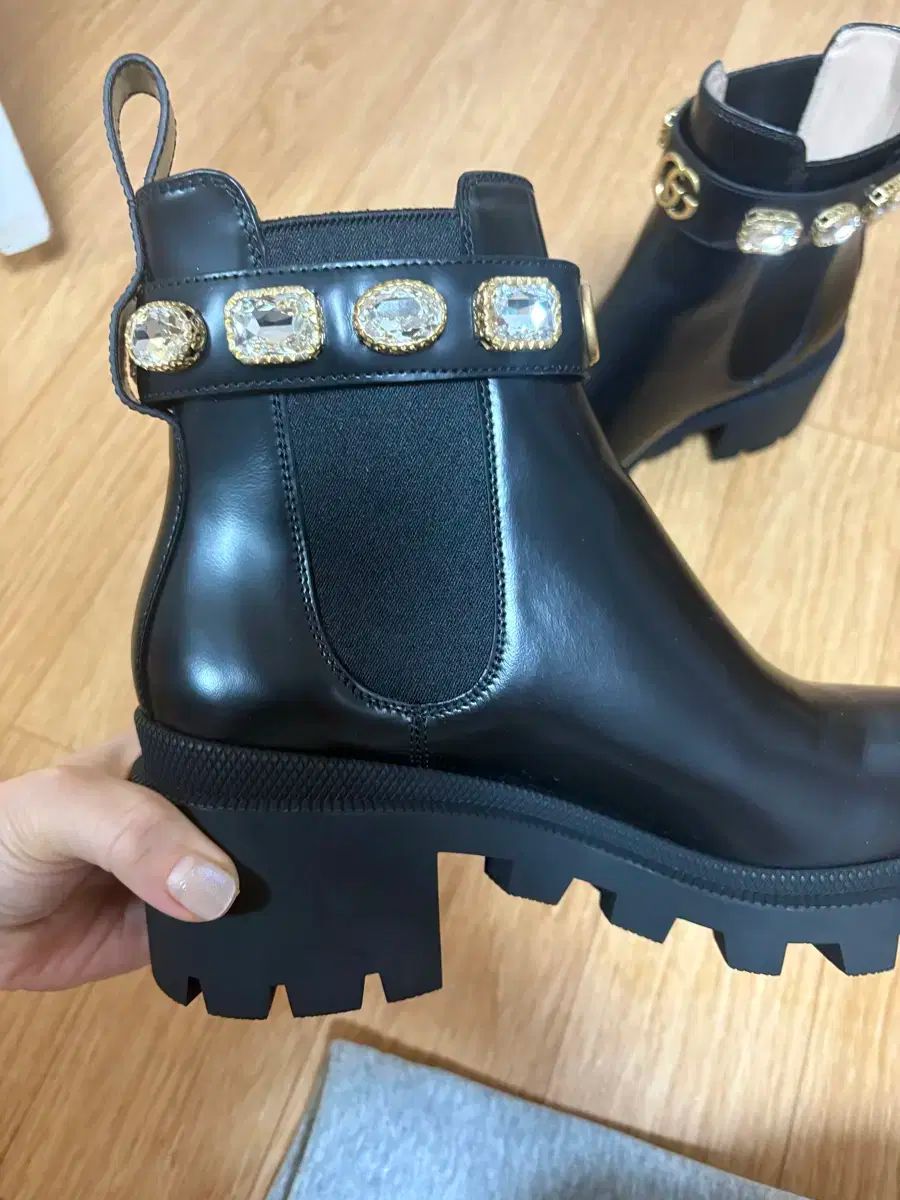 アンクルブーツ