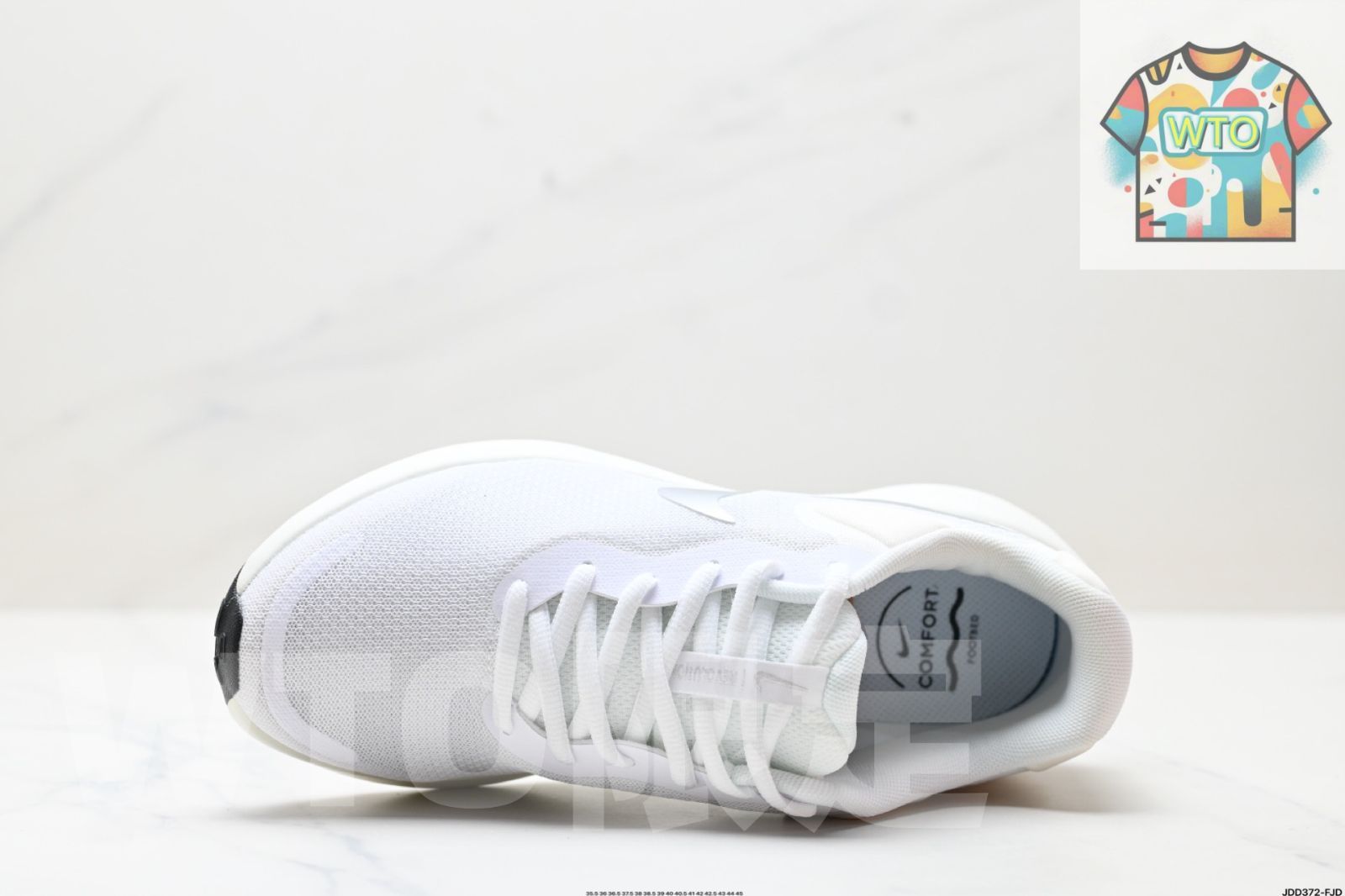 Nike 7 WIDE ナイキ 通気性 低 ランニングシューズ