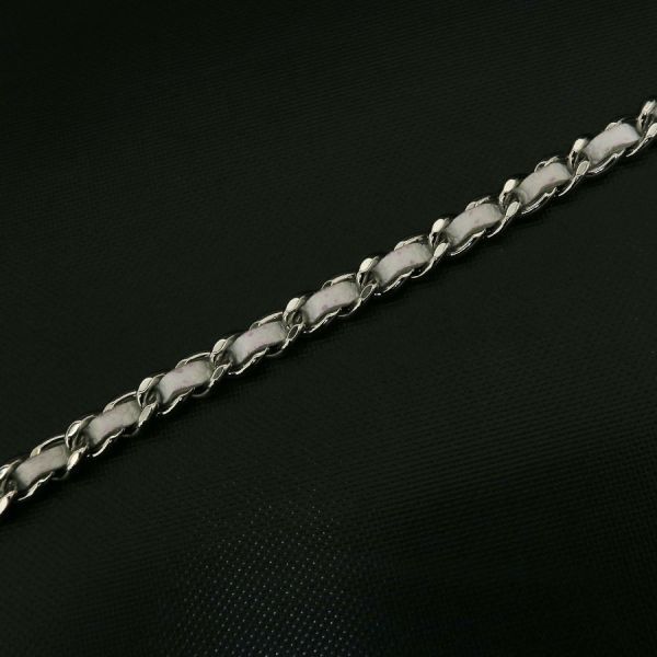 ハーフムーン･キャビア･チェーンウォレット