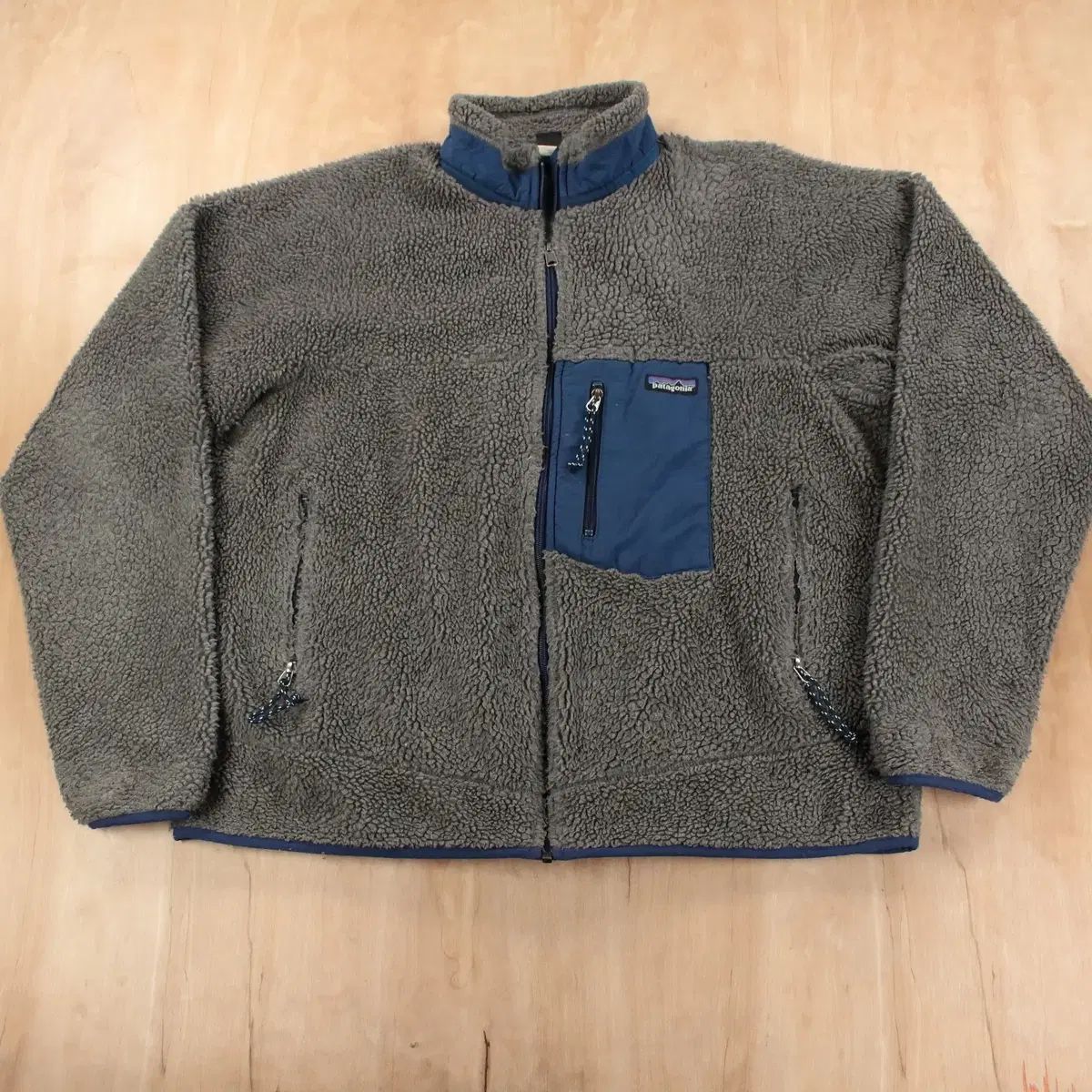 パタゴニア クラシック レトロ-X フリース ジャケット ライト グレー