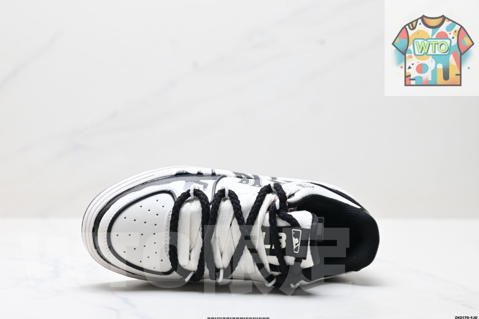 MLB Chunky Liner PU エムエルビー チャンキー ライナー シンプル ファッション 万能 フィット 保温 滑り止め 防水 クッション ロートップ スケートシューズ