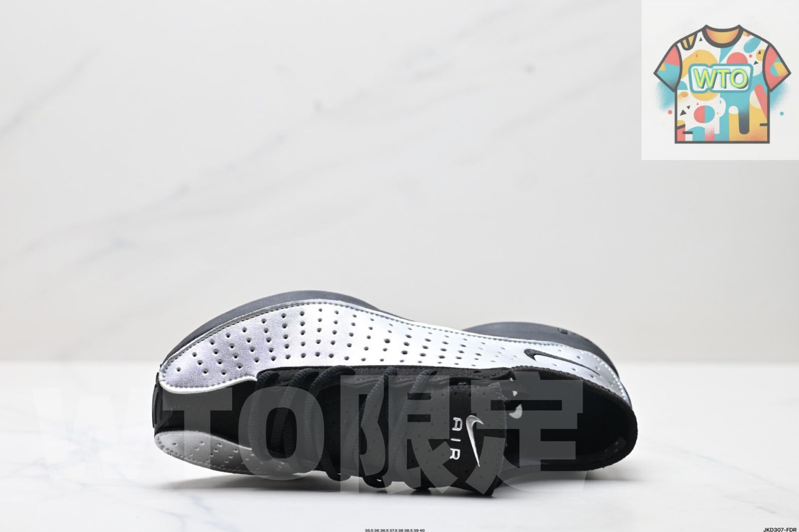 ナイキ Nike Air Superfly 2025 年ニューモデルのクッション付きレトロシルバーランニングシューズ