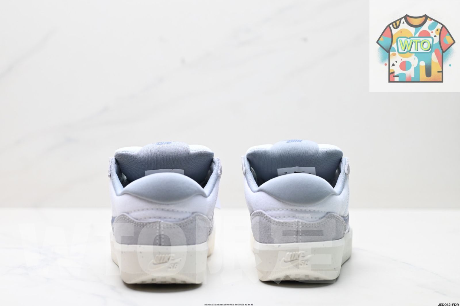 58 ロートップカジュアルスケートシューズ