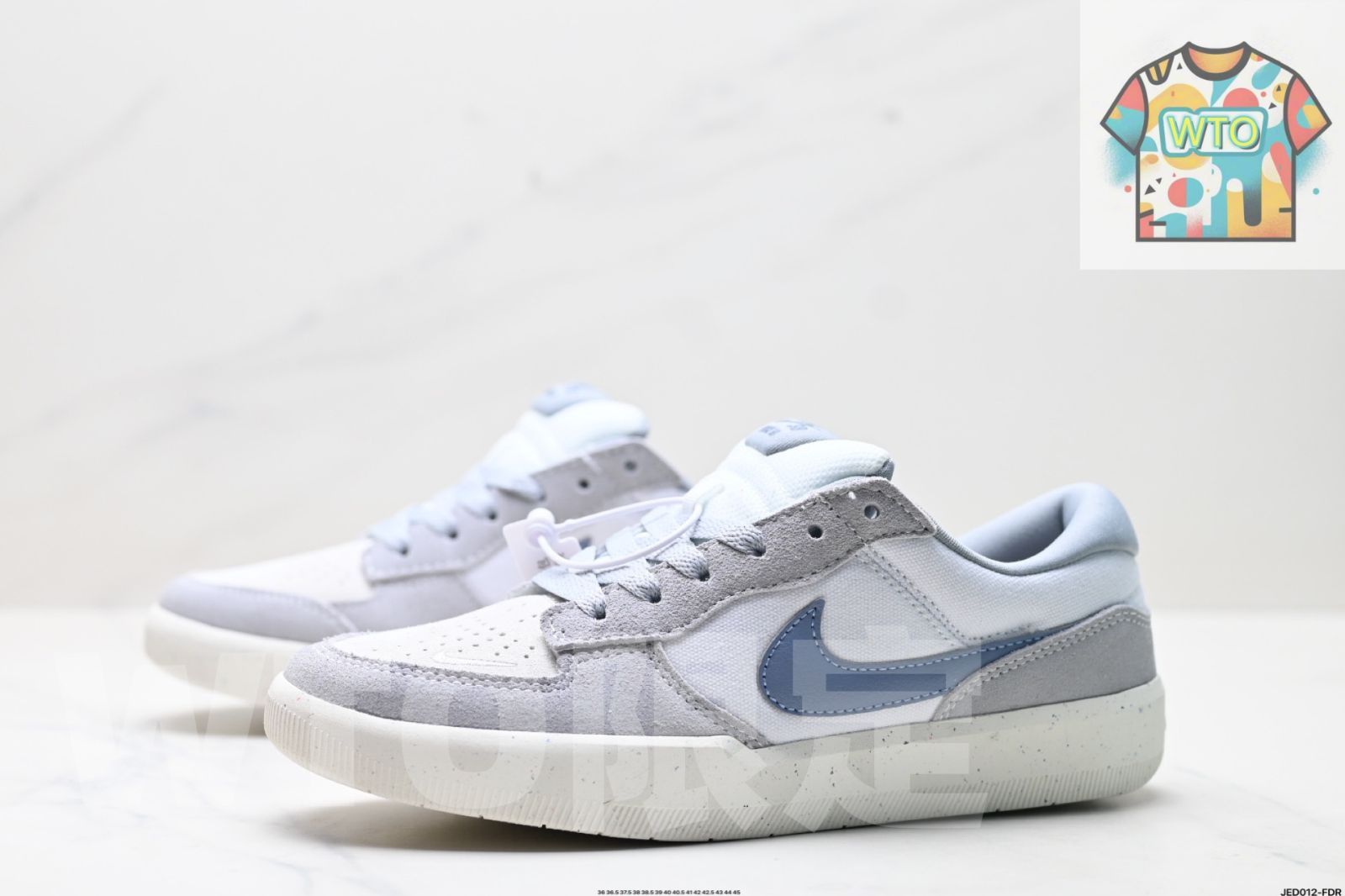 ロートップカジュアルスケートシューズ