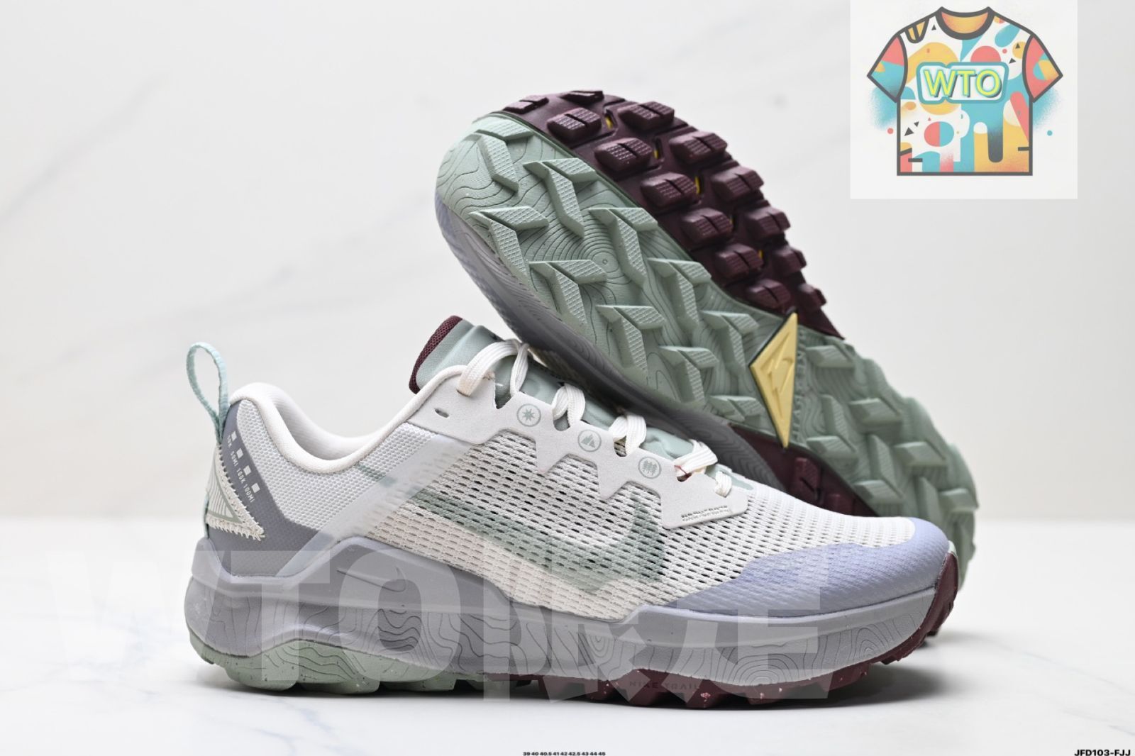 ランニングシューズ