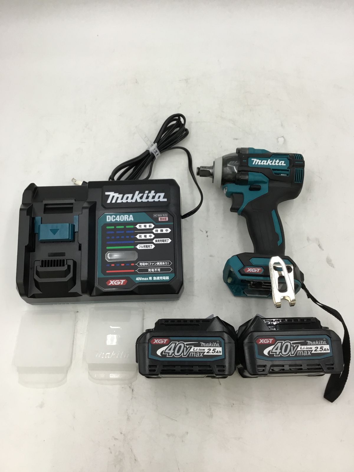 Makita マキタ 40Vmax充電式インパクトレンチ 2.5Ah バッテリ2本 充電器 ケース付 TW004GRDX ITYAX8LUYSNO エコツール半田店 M02
